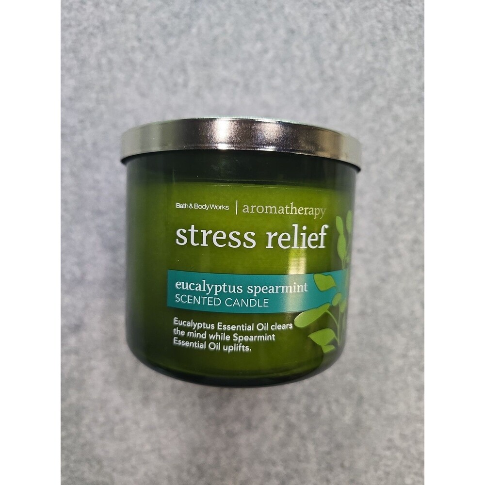 Bath & Body Works Aromatherapy Stress Relief Eucalyptus Spearmint Candle NEW